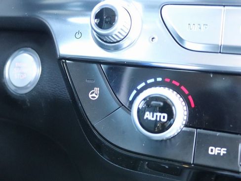 Used 2022 Kia Telluride EX image 29