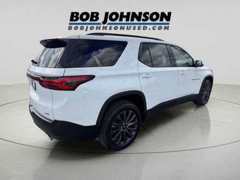 Used 2023 Chevrolet Traverse RS AWD/4WD image 3