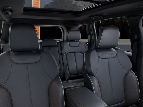 New 2026 Jeep Grand Cherokee Summit AWD/4WD image 26