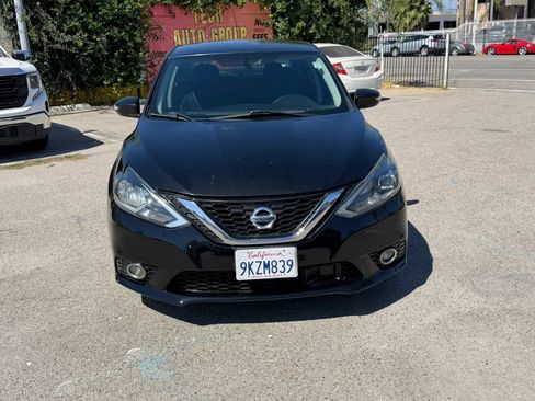Used 2019 Nissan Sentra SR FWD image 2