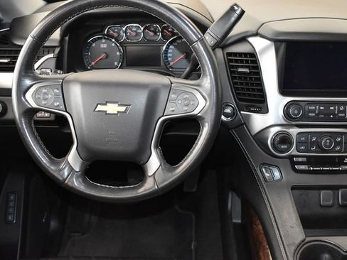 Used 2018 Chevrolet Tahoe LT w/ Luxury Package image 18