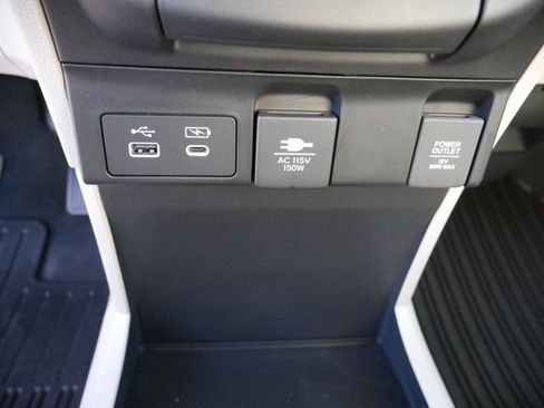 New 2026 Honda Odyssey Touring image 18
