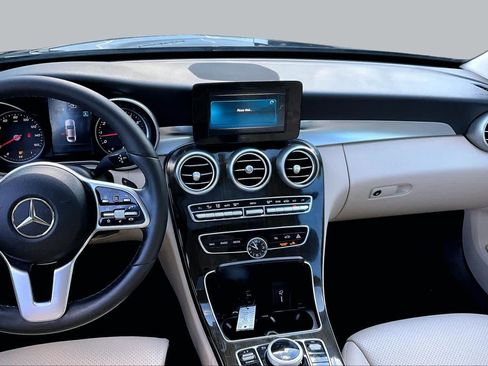 Used 2019 Mercedes-Benz C 300 4MATIC Sedan image 7