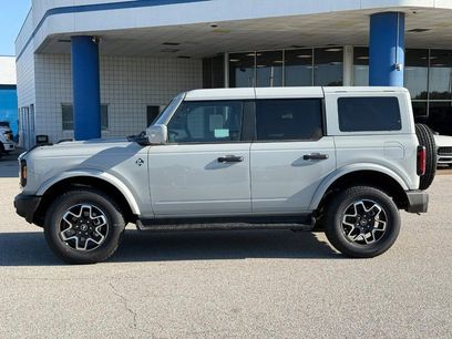 New 2026 Ford Bronco Outer Banks