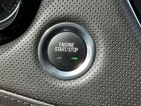 Used 2020 Cadillac XT5 Premium Luxury image 6