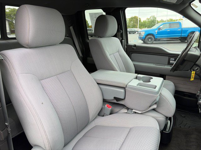 Used 2014 Ford F150 XLT w/ Equipment Group 302A Luxury AWD/4WD image 19
