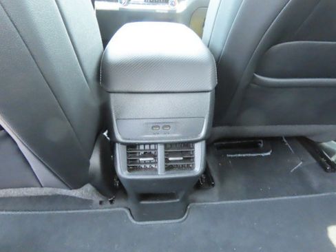 Used 2025 Chevrolet Equinox LT w/ Convenience Package II FWD image 20
