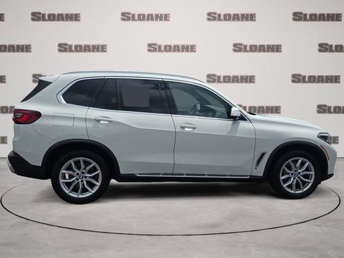 Used 2021 BMW X5 xDrive40i w/ Premium Package 3 AWD/4WD image 6