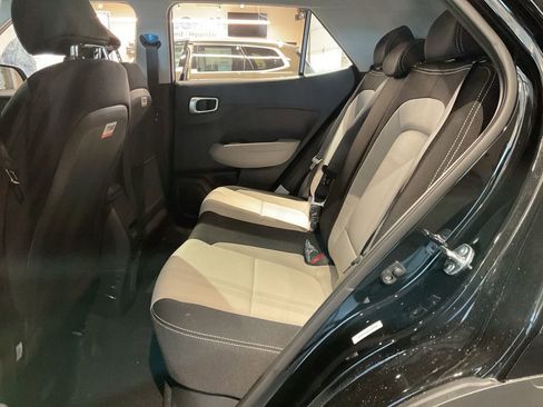 New 2026 Hyundai Venue SEL image 19