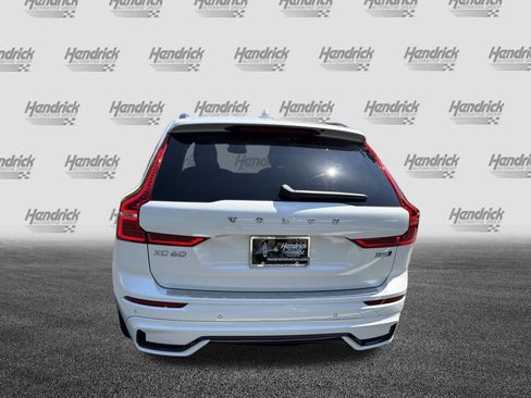 Certified 2024 Volvo XC60 B5 Core w/ Protection Package Premier AWD/4WD image 9