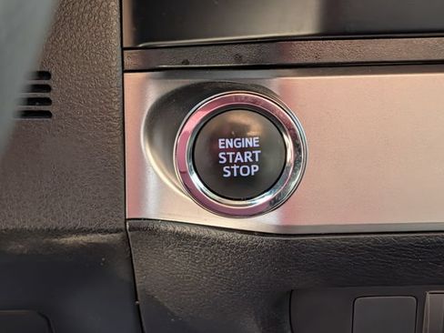 Used 2023 Toyota Tacoma SR5 RWD image 17
