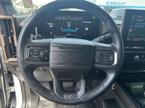 Used 2025 GMC Hummer EV 3X AWD/4WD image 22