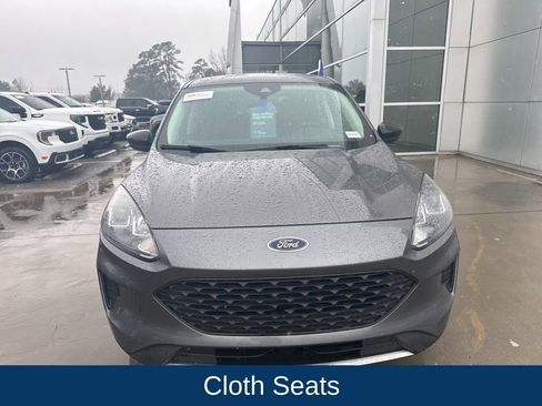 Used 2021 Ford Escape S image 2