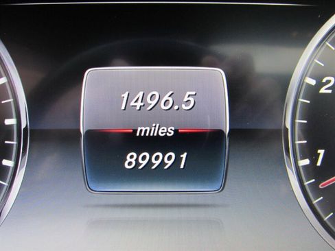 Used 2016 Mercedes-Benz S 550 Sedan image 17