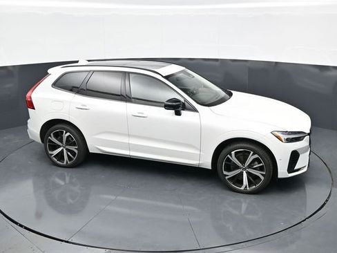Used 2024 Volvo XC60 T8 Ultimate w/ Climate Package AWD/4WD image 29