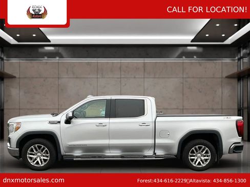 Used 2022 GMC Sierra 1500 SLT w/ SLT Premium Plus Package image 2