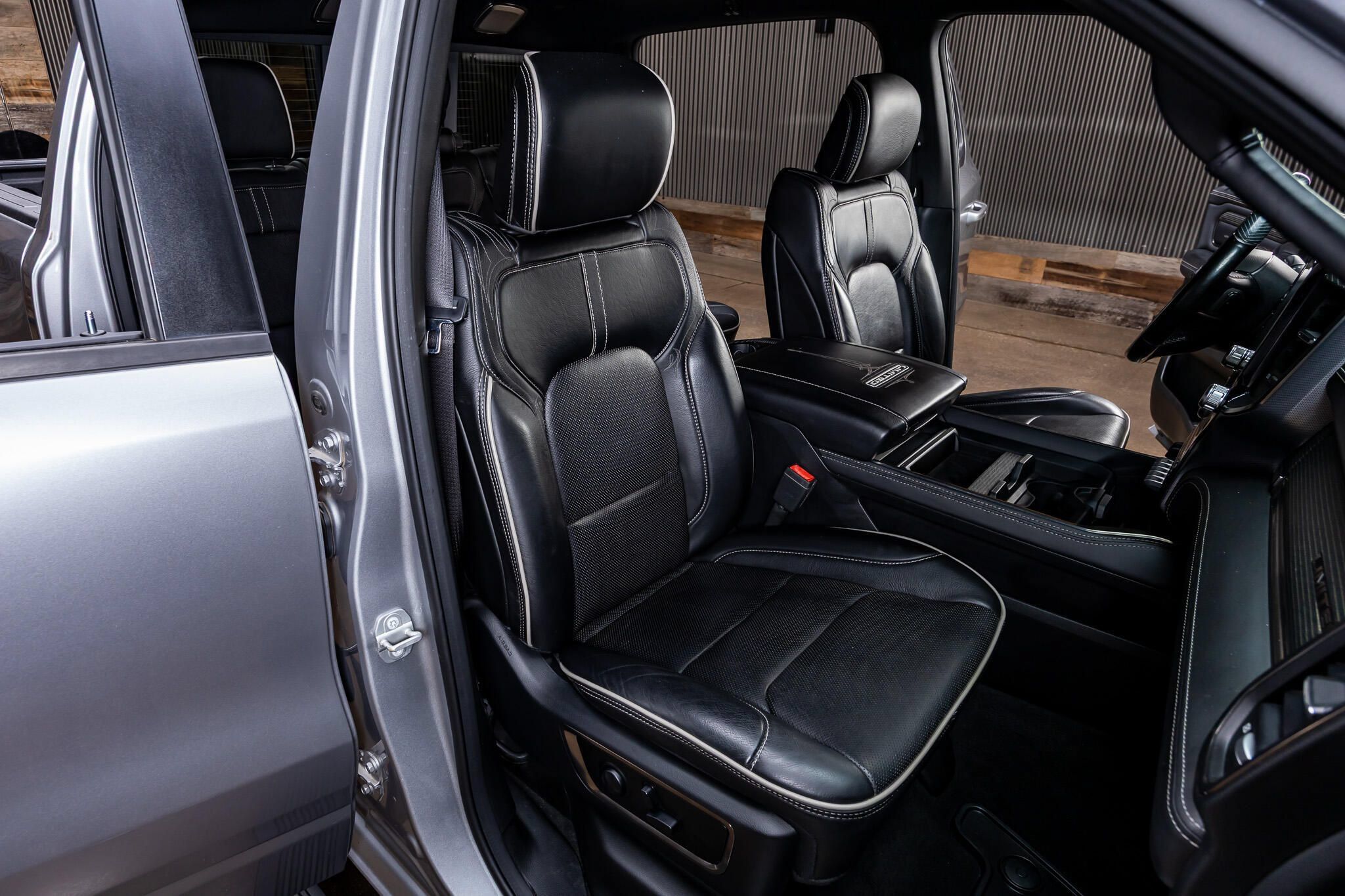 Used 2021 RAM 1500 Limited w/ Night Edition AWD/4WD image 39