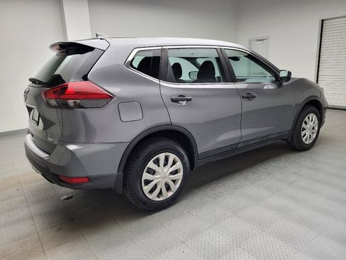 Used 2019 Nissan Rogue S image 10