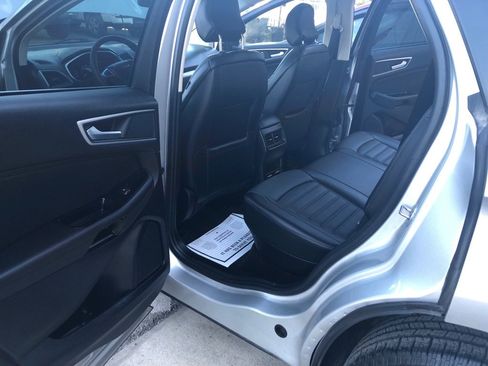 Used 2018 Ford Edge SEL w/ Equipment Group 201A image 11