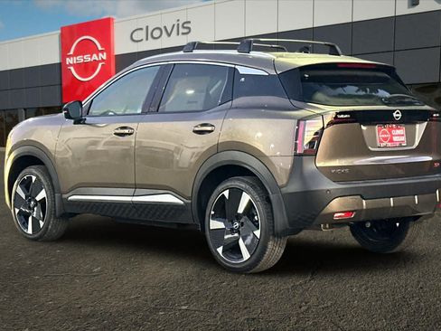 Used 2026 Nissan Kicks SR FWD image 7