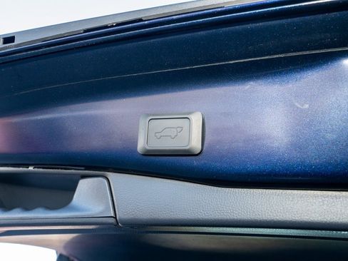 Certified 2022 Toyota RAV4 XLE Premium image 18