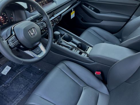 New 2025 Honda Accord Touring image 9