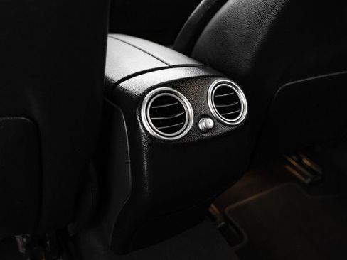 Used 2017 Mercedes-Benz GLC 300 4MATIC Coupe image 35
