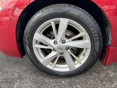 Used 2015 Nissan Altima 2.5 SV w/ Convenience Package image 14