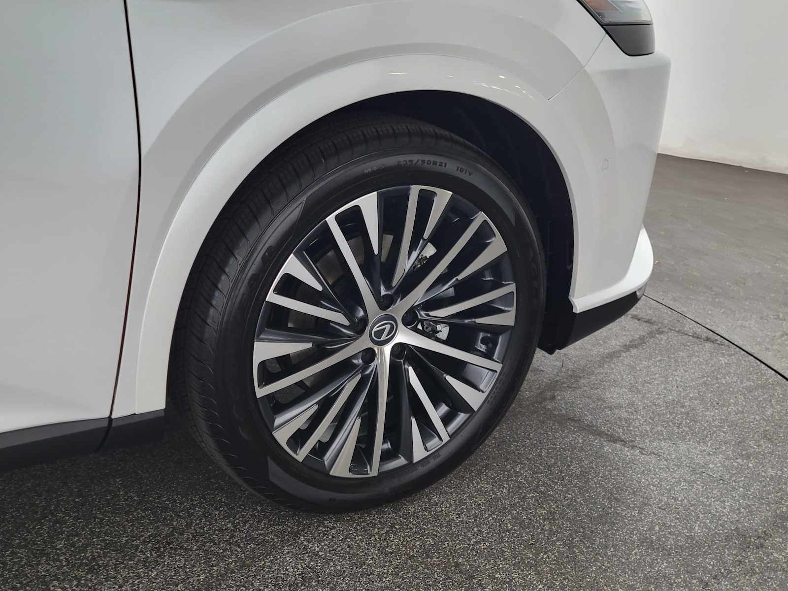 New 2026 Lexus RX 350 w/ Convenience Package AWD/4WD image 9