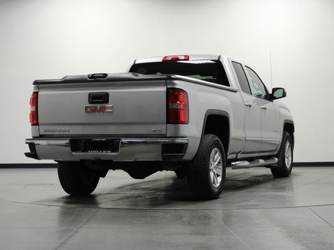 Used 2018 GMC Sierra 1500 SLE w/ SLE Value Package RWD image 4