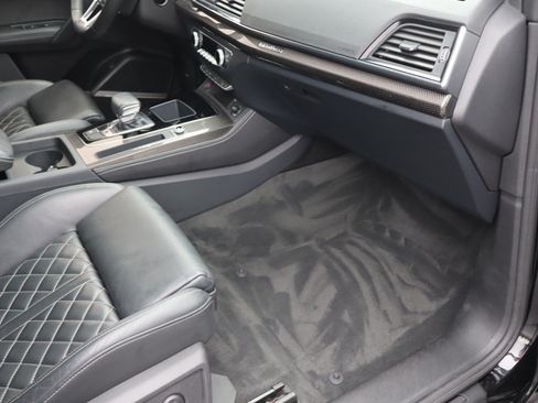 Used 2023 Audi SQ5 Premium Plus w/ Premium Plus Package AWD/4WD image 23