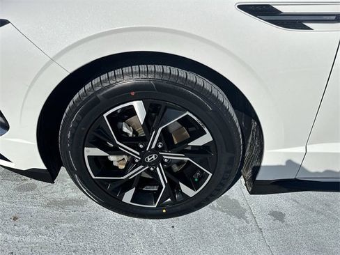 Used 2024 Hyundai Sonata SEL image 19