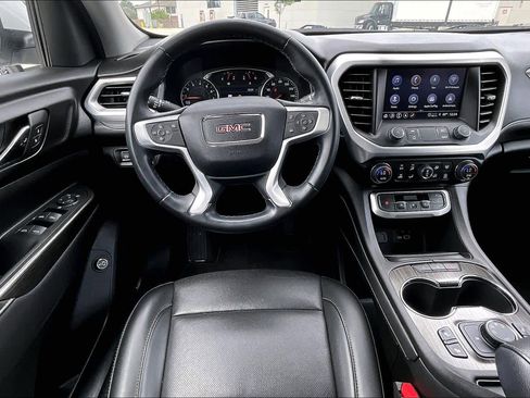Used 2023 GMC Acadia SLT AWD/4WD image 6