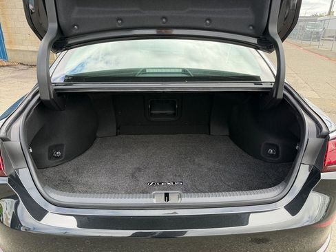 Used 2023 Lexus ES 250 w/ Premium Package AWD/4WD image 22