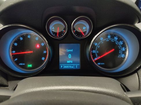 Used 2016 Buick Encore Convenience AWD/4WD image 23