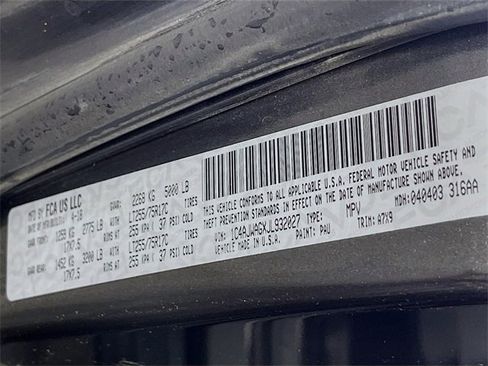 Used 2018 Jeep Wrangler Sport image 29