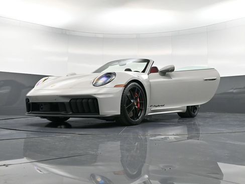 New 2026 Porsche 911 Carrera GTS RWD image 40