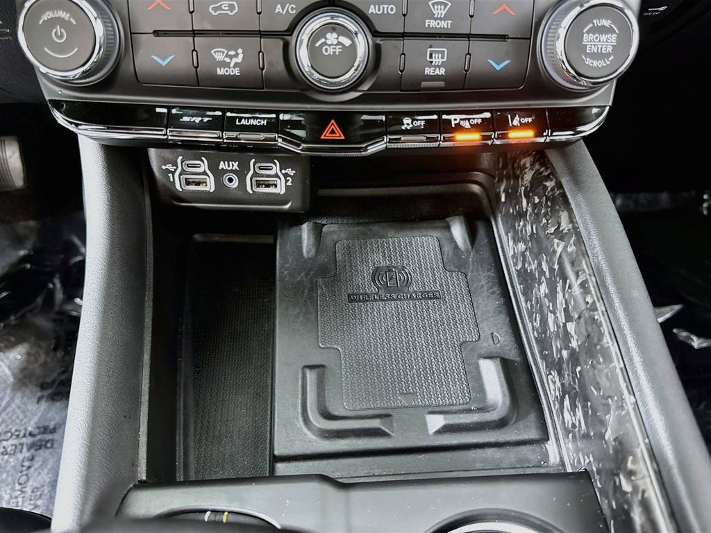Used 2024 Dodge Durango SRT AWD/4WD image 24