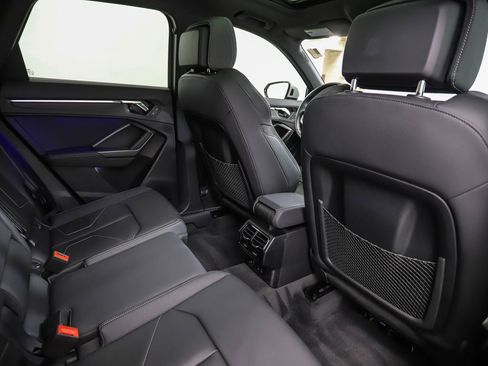 Used 2022 Audi Q3 2.0T Premium Plus w/ Premium Plus Package image 26