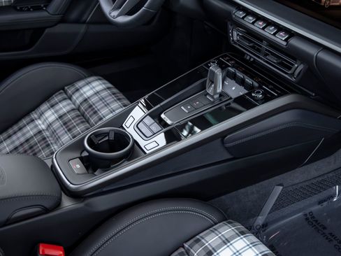 Certified 2025 Porsche 911 Turbo S AWD/4WD image 53