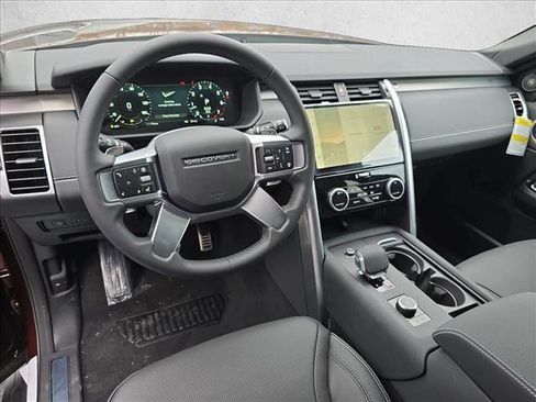 New 2026 Land Rover Discovery Limited Edition image 14