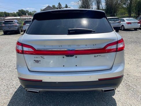Used 2017 Lincoln MKX Select w/ Select Plus Package AWD/4WD image 6