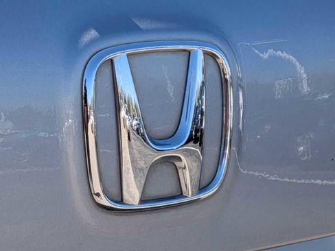 Certified 2020 Honda Pilot Touring image 11