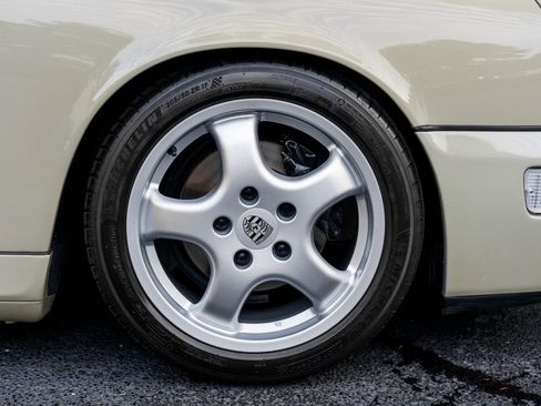 Used 1992 Porsche 911 GT3 RS image 12