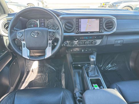 Used 2023 Toyota Tacoma Limited image 11