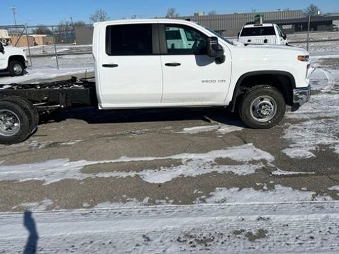New 2026 Chevrolet Silverado 3500 W/T w/ WT Convenience Package image 4