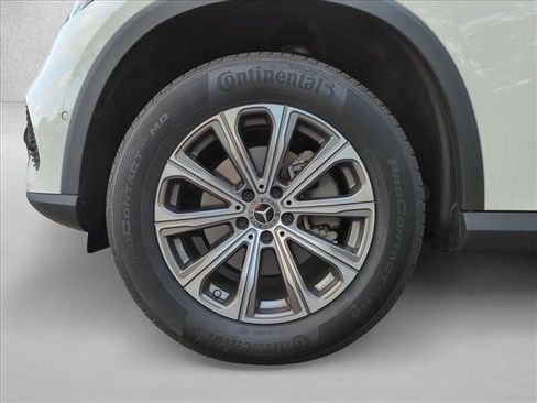 Used 2023 Mercedes-Benz GLC 300 image 14