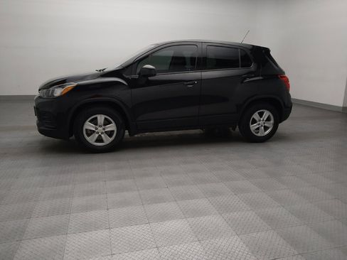 Used 2020 Chevrolet Trax LS w/ Tint and Cruise Package FWD image 2