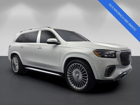 Used 2026 Mercedes-Benz Maybach GLS 600 4MATIC image 1