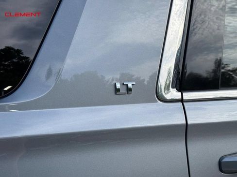 Used 2018 Chevrolet Tahoe LT AWD/4WD image 9
